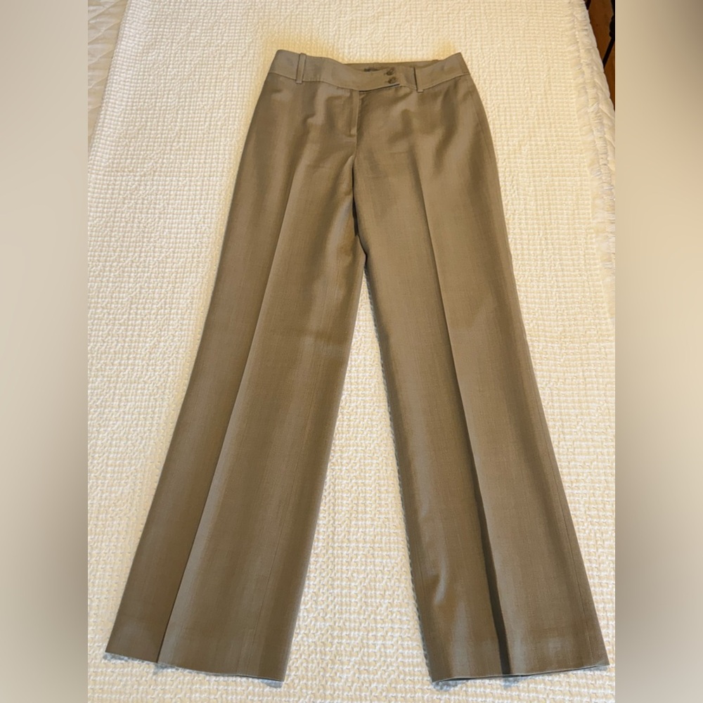 Ann Taylor Classic Tan Women's Pants Size 2